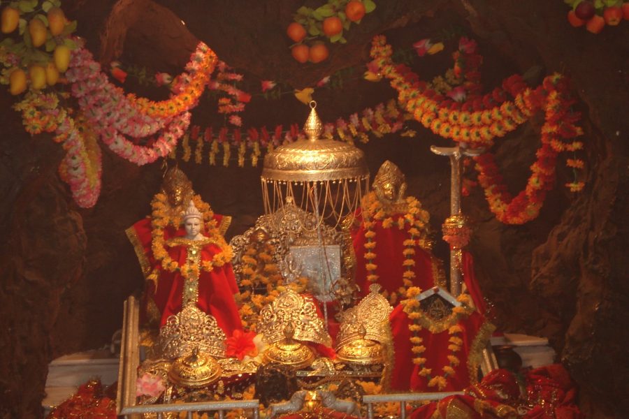 Mata Vaishno Devi – Kashmir: A Spiritual and Scenic Journey